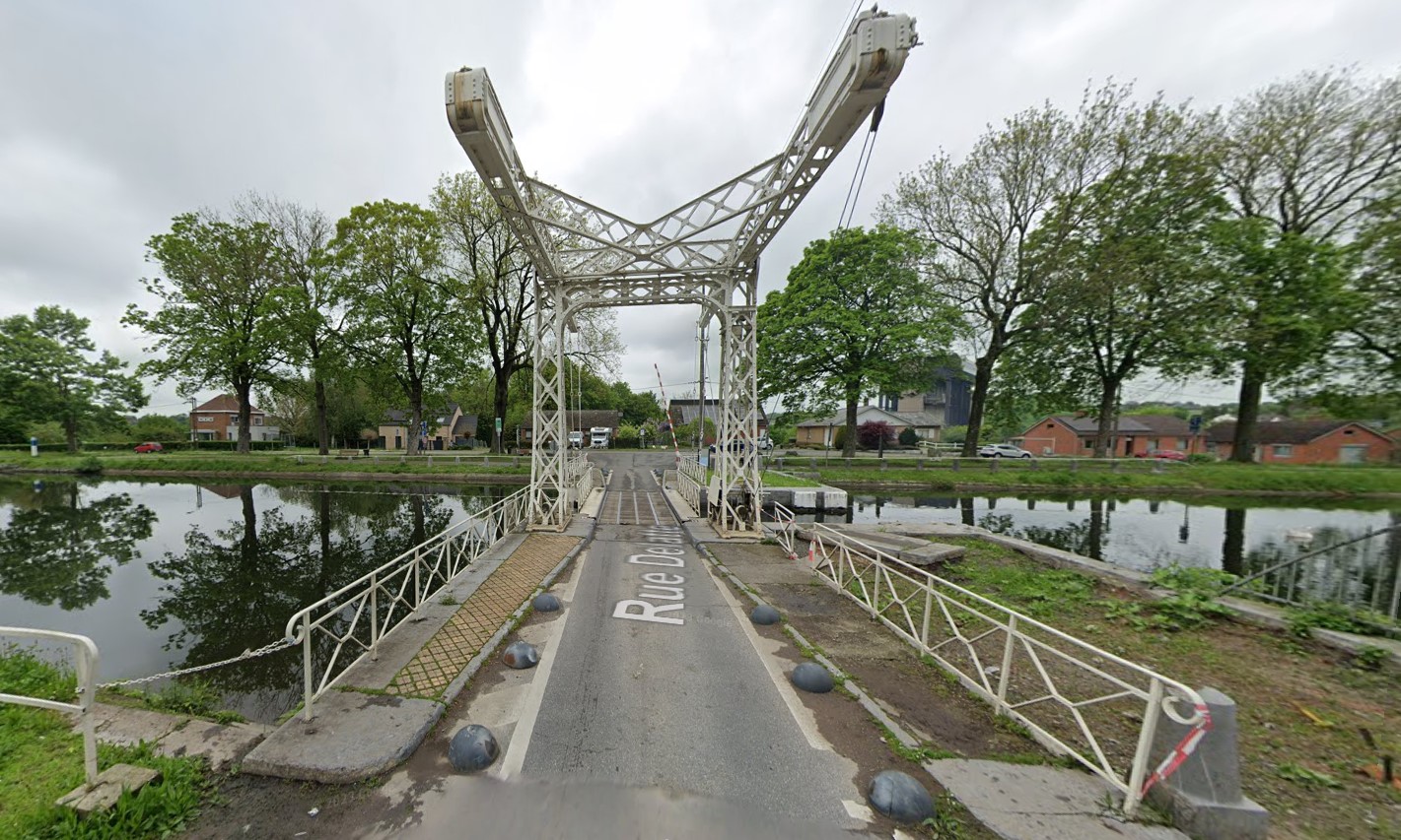 Travaux : fermeture du pont-levis de Thieu-Maurage