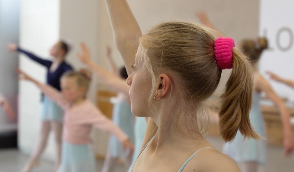 Le POINT C : visite de l'école de danse Loft 34 à Binche