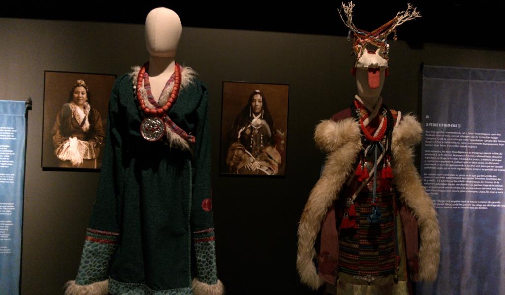 Binche : le peuple des Femmes Nuages au Musée du Masque