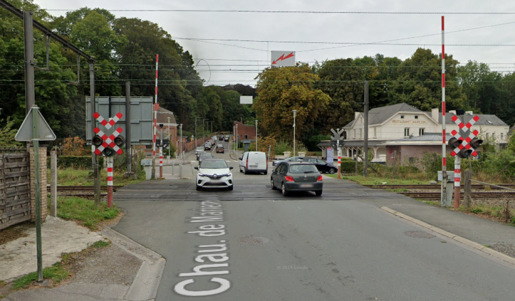 Morlanwelz : travaux sur le passage à niveau de la Chaussée de Mariemont