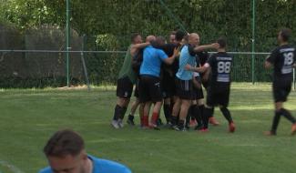 Football : Entente Binchoise - Léopold