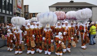 La Louvière : des gilles au Carnaval de Nice