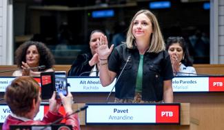 Parlement FWB : Amandine Pavet désignée cheffe de groupe PTB