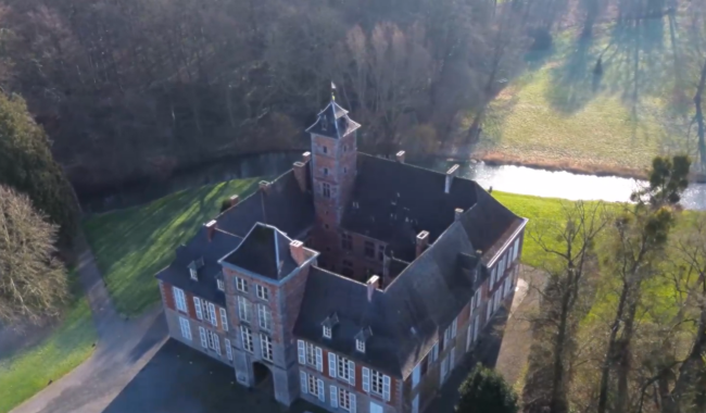 Écaussinnes : journée vénitienne au château de la Follie