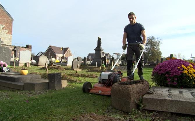 Maurage : Un cimetière entre passion et entretien