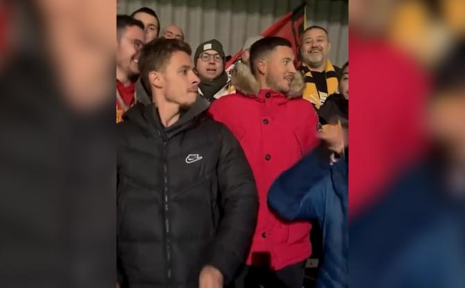 Eden et Thorgan Hazard mettent l'ambiance dans les tribunes de la R.U.S. Binche